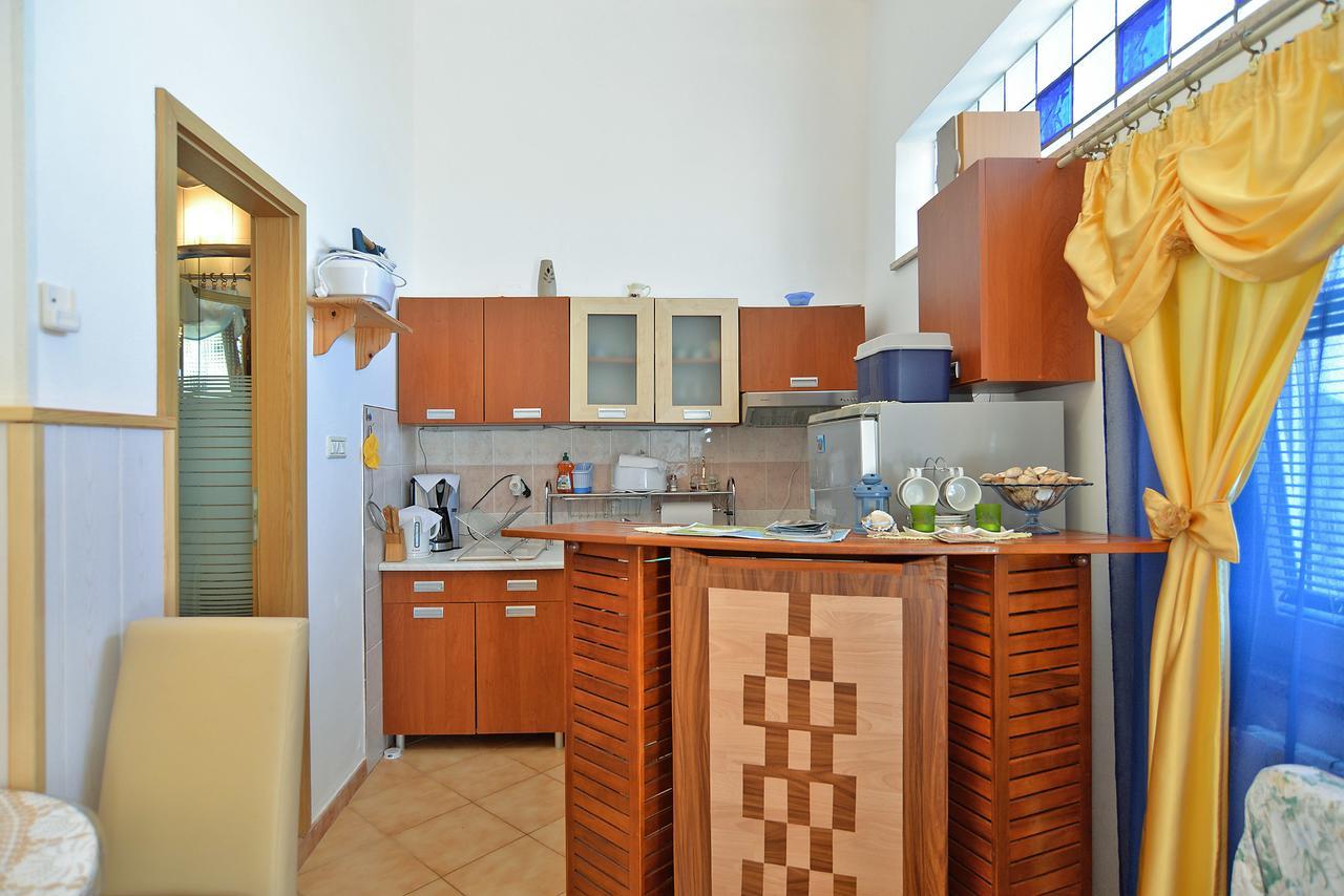 Apartments Dino 1374 Pula Zewnętrze zdjęcie